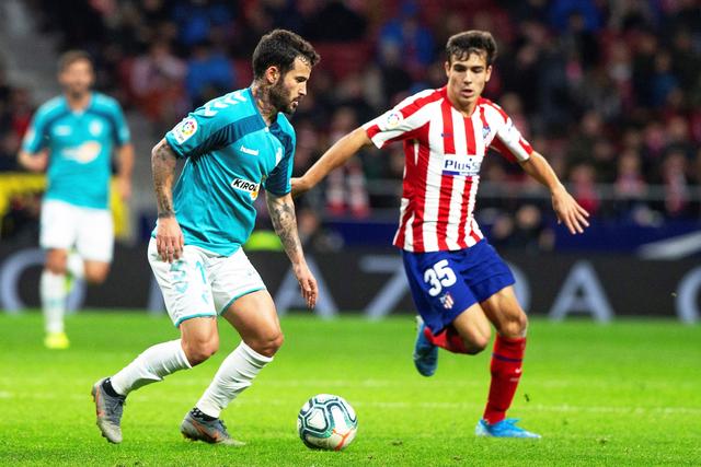 C罗下周年满40岁 职业生涯已经打进920球